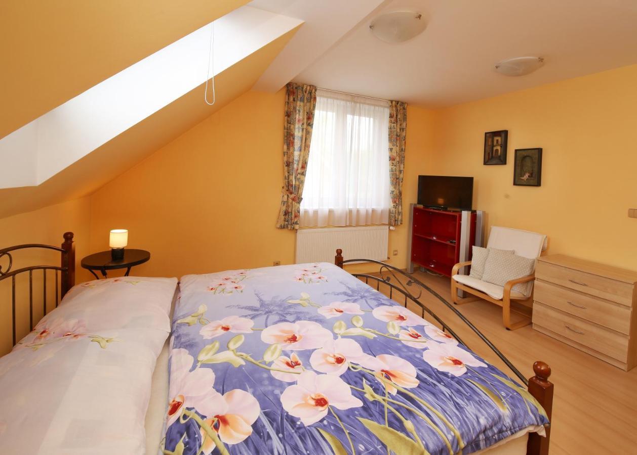 Villa Colete Otovice  Extérieur photo